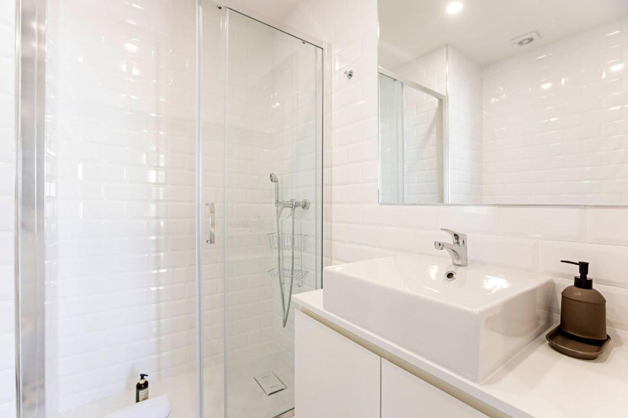 Stunning Duplex Near River By Lovelystay Porto Kültér fotó